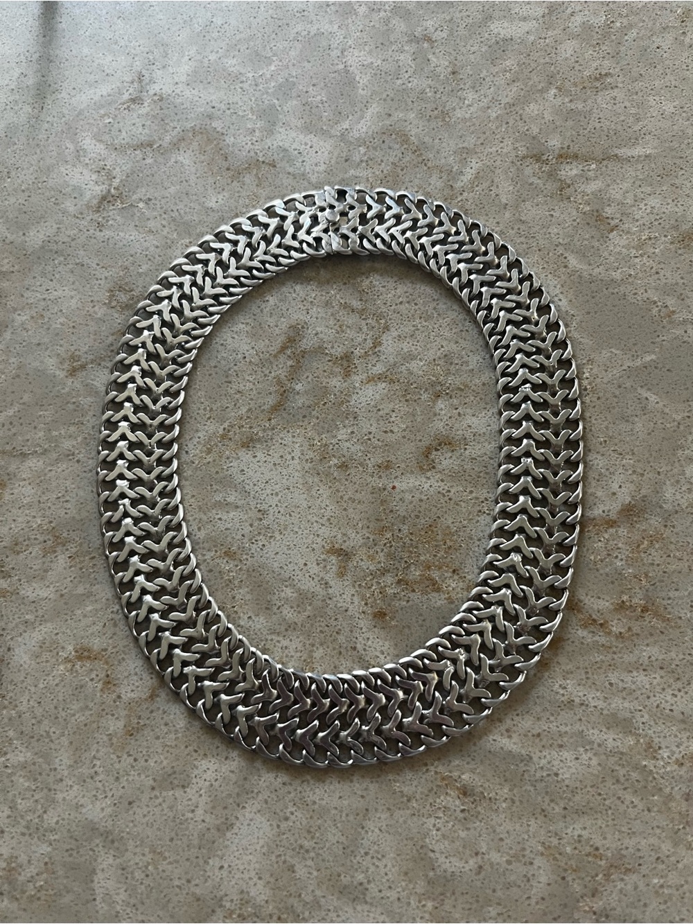 Classic Silver-Tone Women's Chain Collar Necklace